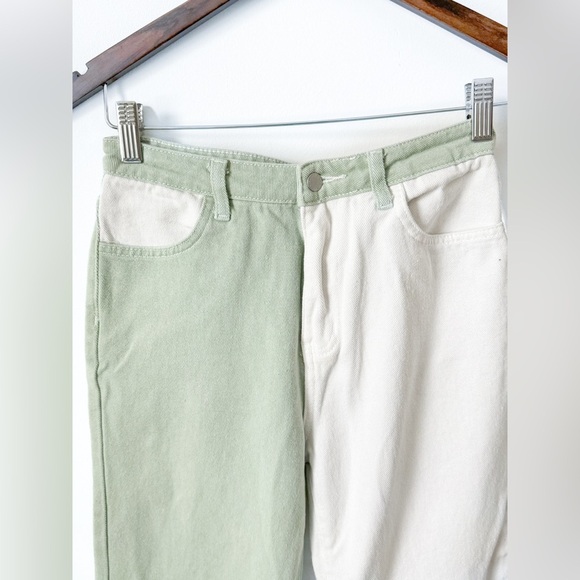 Colorblock Jeans - Picture 2 of 7